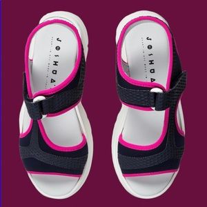 JOSHUA SANDERS
FUXIA SPICE SCUBA SANDALS